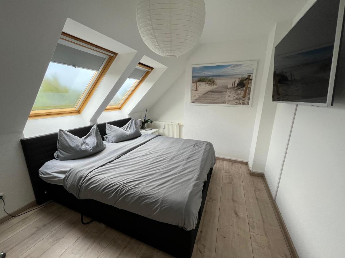 105 Qm Neues Klimatisiertes Appartment Fuer Familien Privater Parkplatz Chemnitz Bagian luar foto